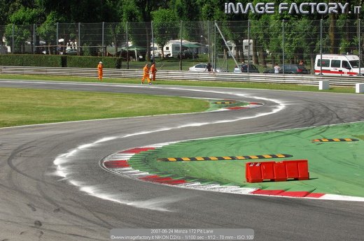 2007-06-24 Monza 172 Pit Lane